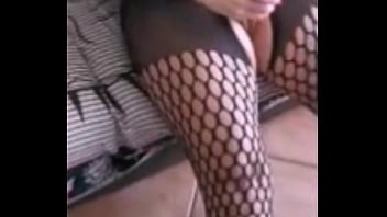 Sentite come gode mentre si masturba