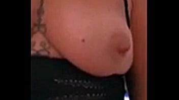 Sentite come gode mentre si masturba Sentite come gode mentre si masturba
