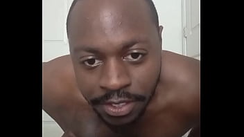 Looking for more ways to make myself look like an aesthetic to appreciate another aesthetic for free while gay