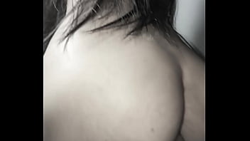 Mi h3rmanastra complaciéndome mientras estamos solos en casa