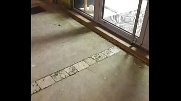 Tu as envie de voir à quel point je suis une bonne petite salope viens vite