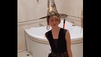 Cleaning lady wants sex