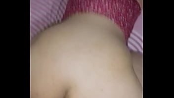 Puta safada dando a buceta