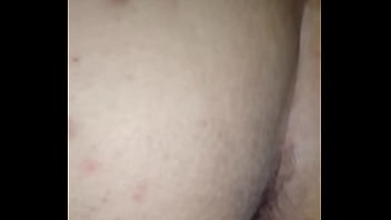 Puta safada dando a buceta