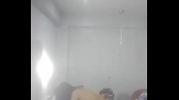 Que rico se mueve y brinca sobre mi