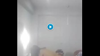 Que rico se mueve y brinca sobre mi