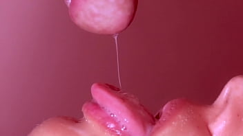 Slut desperate for step daddy's cum on her face