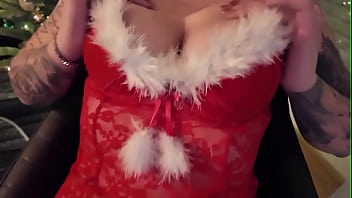 Meine tropfnasse p*ssy direkt vor dem weihnachtsbaum zum höhepunkt gebracht – nur für dich mein süßer so