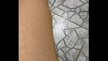 Virgem Na Punheta thumbnail