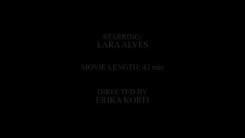 Exchange student gets a warm anal welcome from horny host mom lara alves eks658