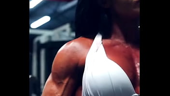 Your favorite muscle mommy is back i have to start going to the gym again soon after a long break i have missed it soo