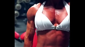 Your favorite muscle mommy is back i have to start going to the gym again soon after a long break i have missed it soo