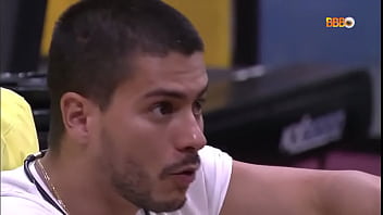 Athur Bbb Já Jantando Boca Aberta thumbnail