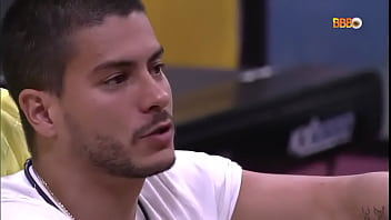 Athur Bbb Já Jantando Boca Aberta thumbnail