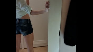 развратница совращает