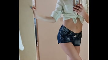 развратница совращает