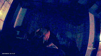 Metiéndole pinga de misionero en su cuarto sin editar sin cortes sin filtros