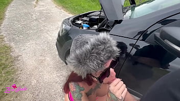 Meu carro quebrou dei a buceta para o mecanico