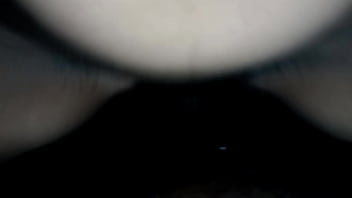 Me follo a mi cachonda madrastra sedienta de verga