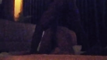 Enquanto isto no escurinho completo no red