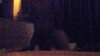 Enquanto isto no escurinho completo no red