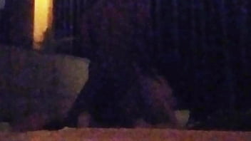 Enquanto isto no escurinho completo no red