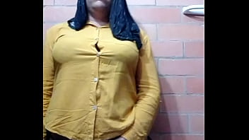 Travesti Te Ofrece Leche Caliente thumbnail