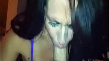 Amateur milf's seductive deep throat