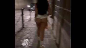 Me fui de vacaciones con mi novio a italia y claro que no podía dejar de hacer exhibit en florencia