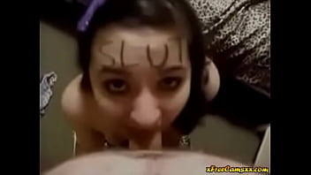 Hot teen slut on webcam sucks a mean dick