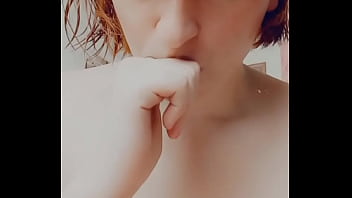 Quand je reçois l'érection appétissante d'un fan en message privé