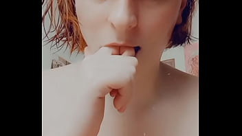 Quand je reçois l'érection appétissante d'un fan en message privé