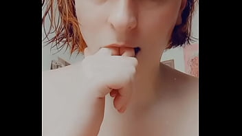 Quand je reçois l'érection appétissante d'un fan en message privé