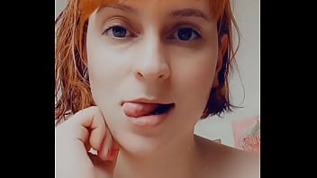 Quand je reçois l'érection appétissante d'un fan en message privé