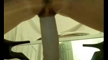 Sexy brunette babe toys her pussy and squirts