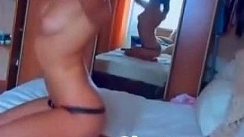 Sexy brunette teen flash pussy on webcam