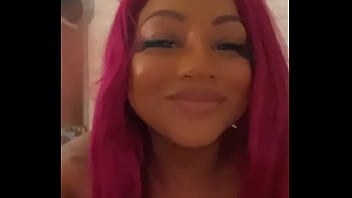 Ma chatte est toute serrée