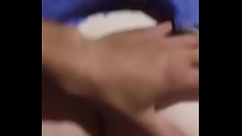 Adora mostra o rabo essa puta