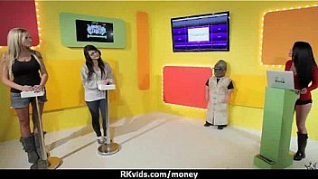 Amateur cutie paying the rent 7