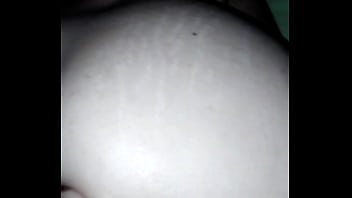 Enfiando no cu da esposa