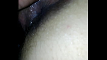 Enfiando no cu da esposa