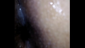 Enfiando no cu da esposa