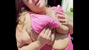 I love a good beach day especially in a little bikini