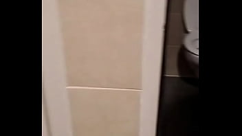 Masturbation au travail 21h