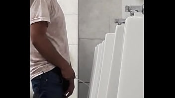 Macho Orinando 1 thumbnail