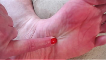 914 legs heels and a huge round ass watch the jiggle jiggle and the wiggle wiggle