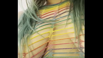 Rainbow clad joan day plays with herself and shakes big ass trailer