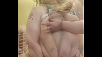 Rainbow clad joan day plays with herself and shakes big ass trailer