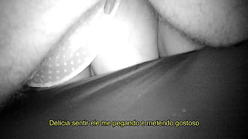 Glory hole pedir pra entrar e me comer na cabine