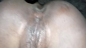 Pour 10€ je filme une pétasse africaine dans un hôtel en angola mon bite été toujours gonfle je me suis trouve coincé dans son cul african couple